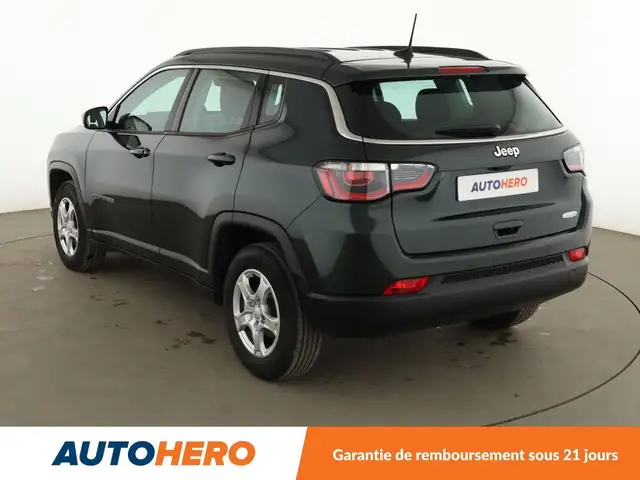 Jeep Compass view 4