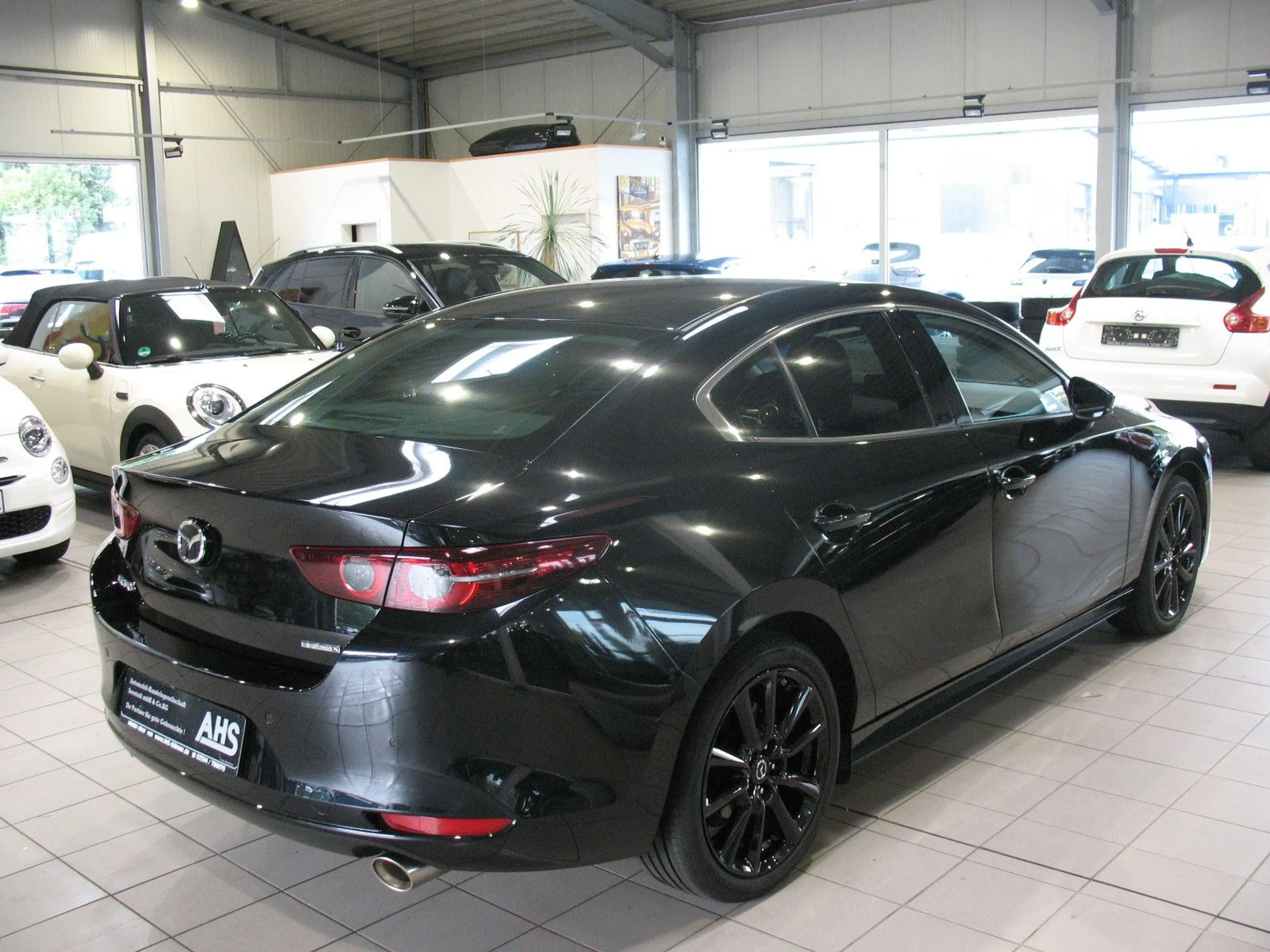 Mazda 3 Fastback e-Skyactiv-X 2.0 M Hybrid *LED*NAVI* — photo 4