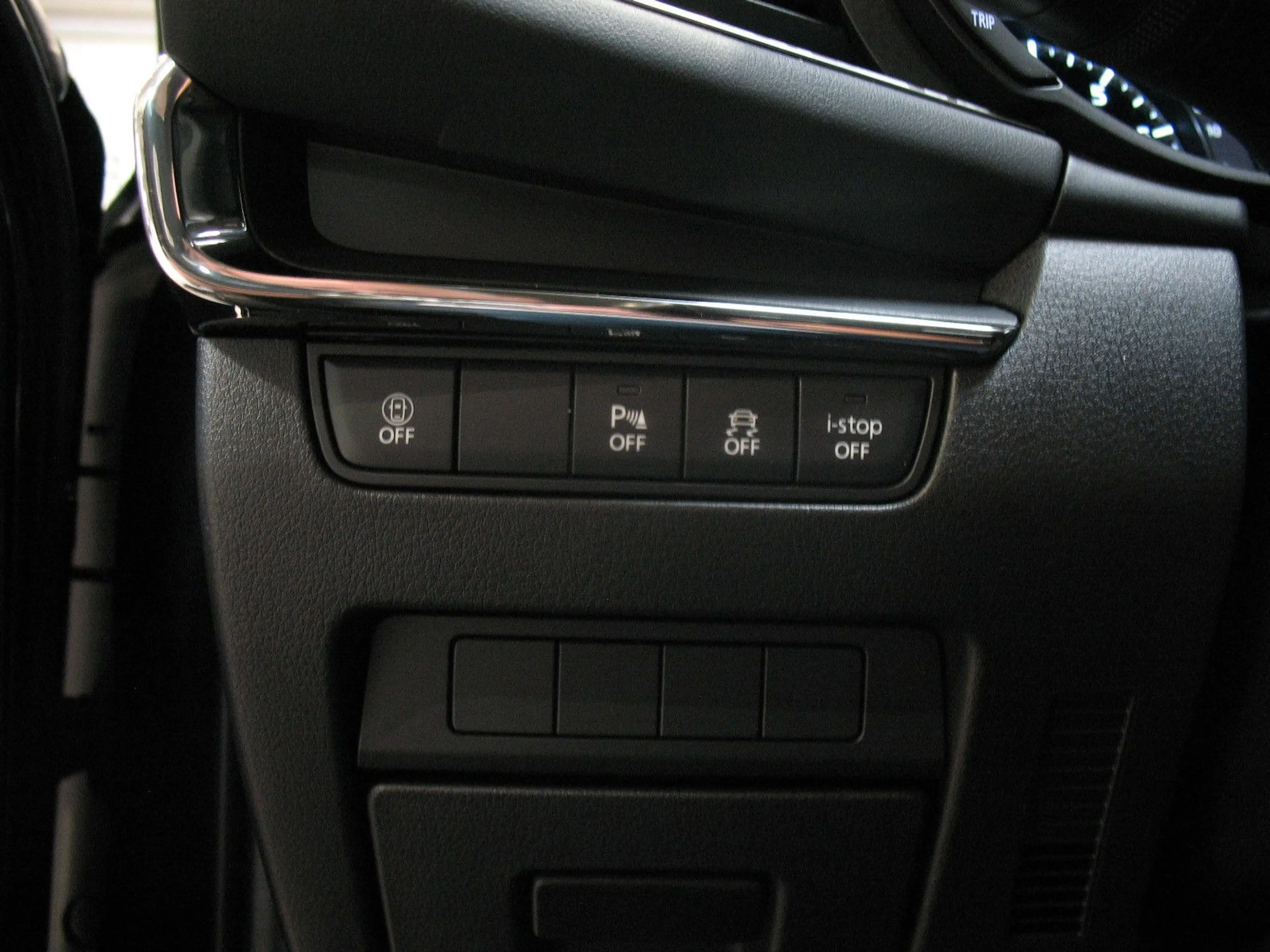 Mazda 3 Fastback e-Skyactiv-X 2.0 M Hybrid *LED*NAVI* — photo 14