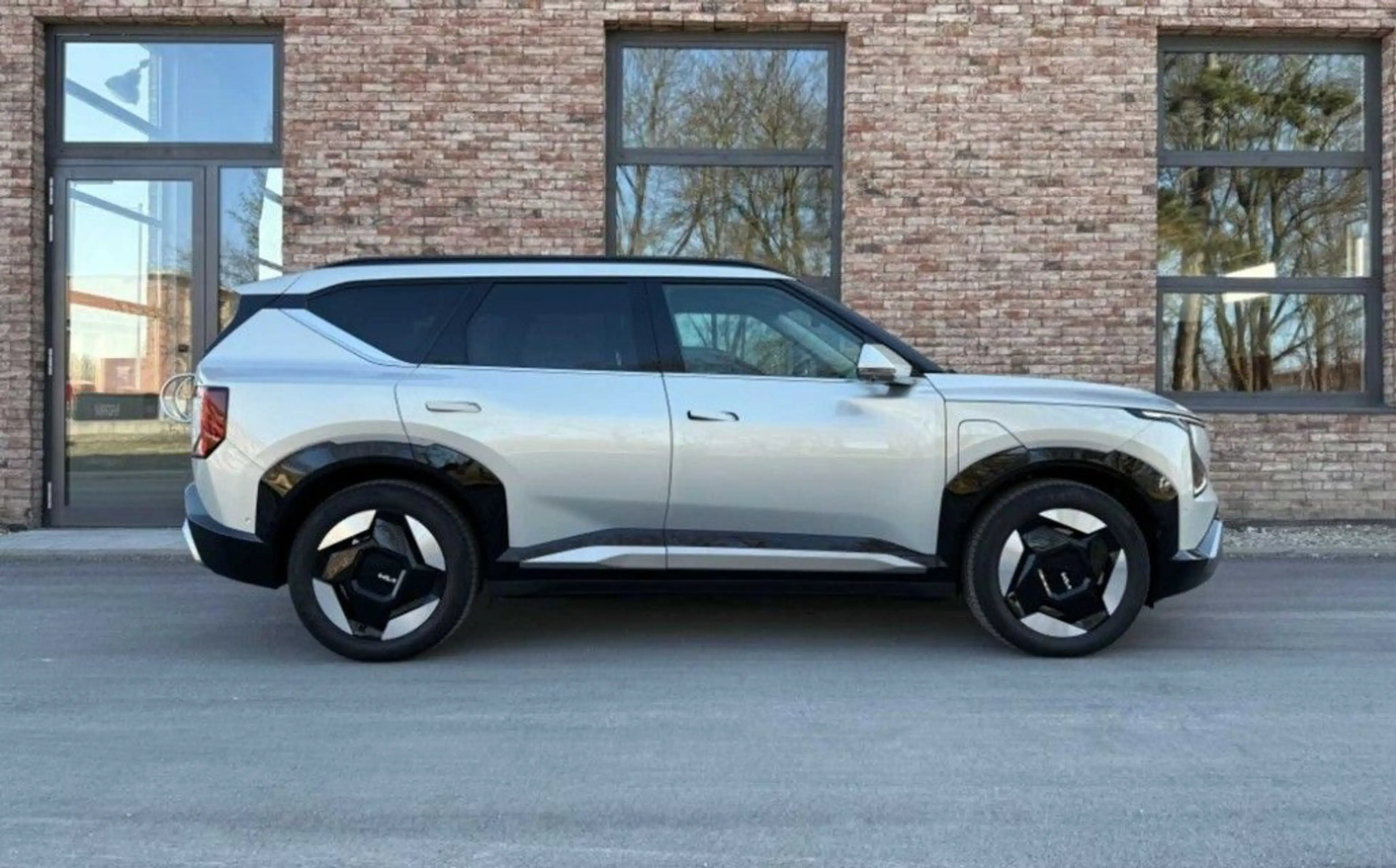 Kia EV5 81,4 kWh Air *Standheizung*Wärmepumpe* — photo 3