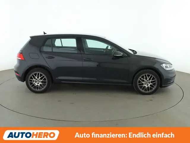 Volkswagen Golf view 7