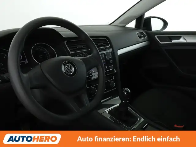Volkswagen Golf view 11
