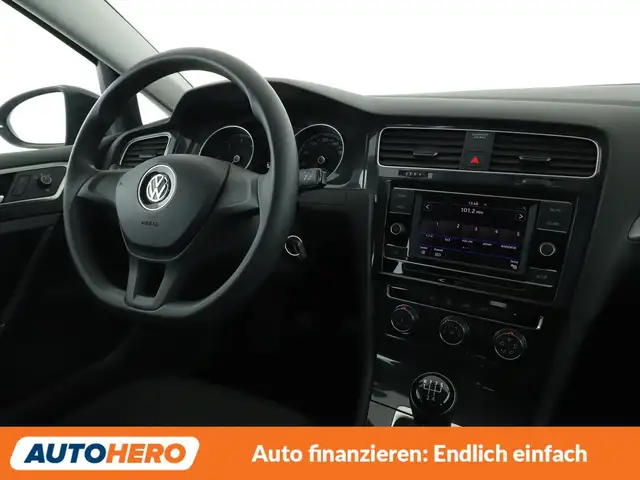 Volkswagen Golf view 13