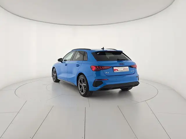 Audi A3 view 3