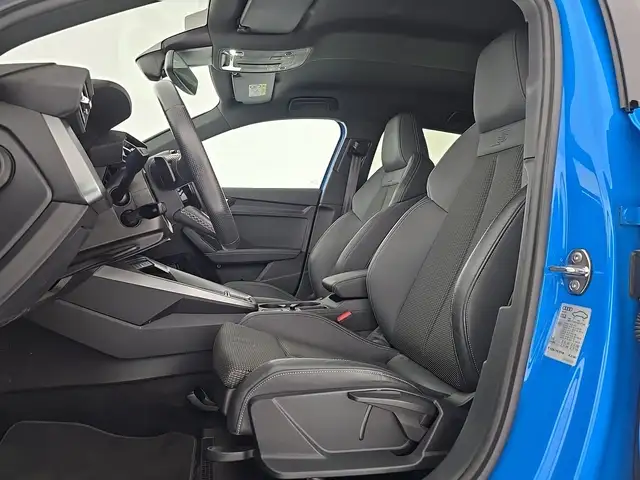 Audi A3 view 9