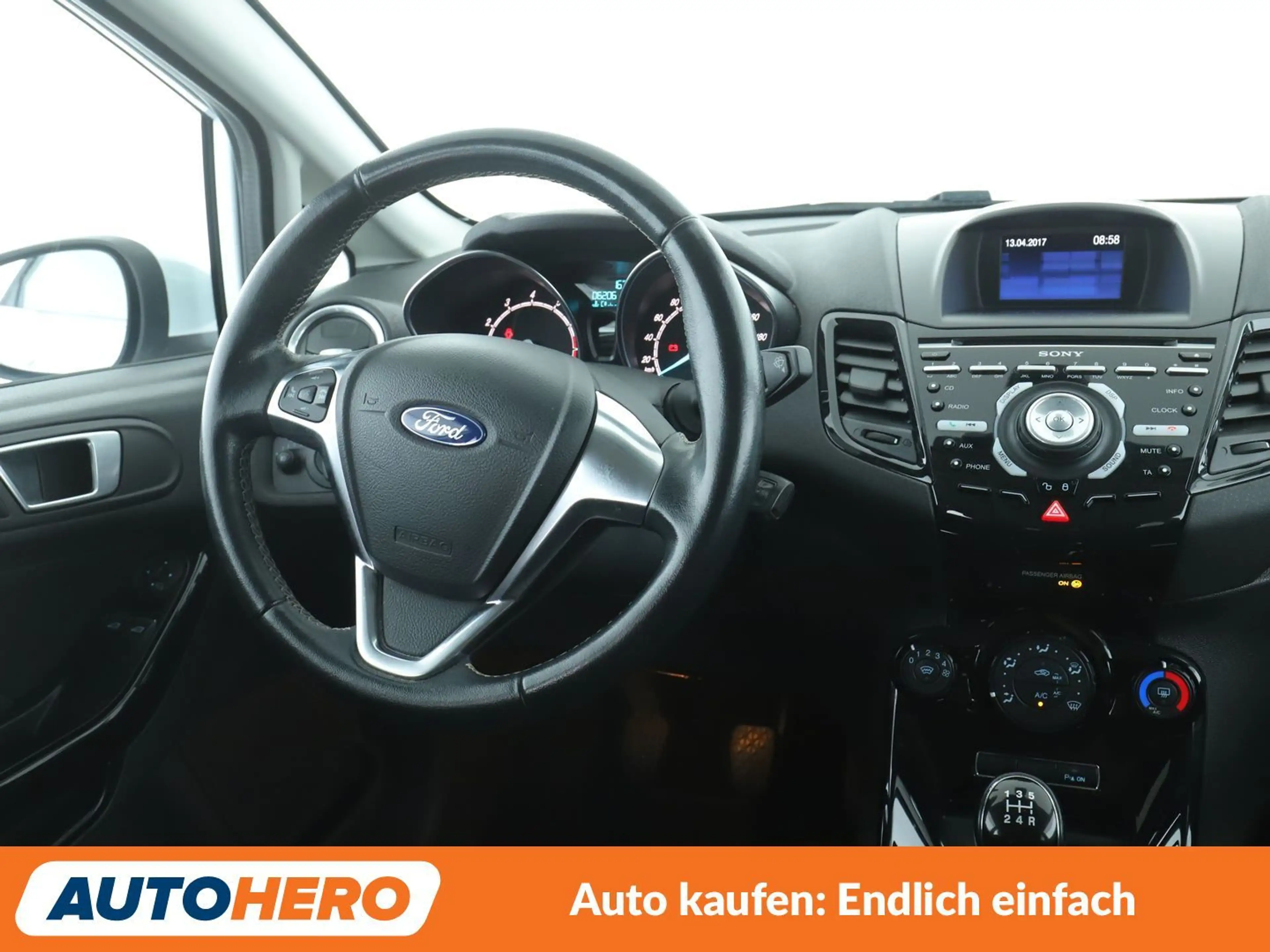Ford Fiesta 1.0 Titanium *TEMPO*PDC*SHZ*KLIMA*ALU* — photo 13