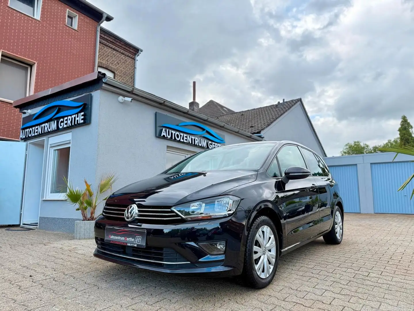 Volkswagen Golf Sportsvan VII Comfortline BMT *ACC*Navi*PDC Schwarz - 1