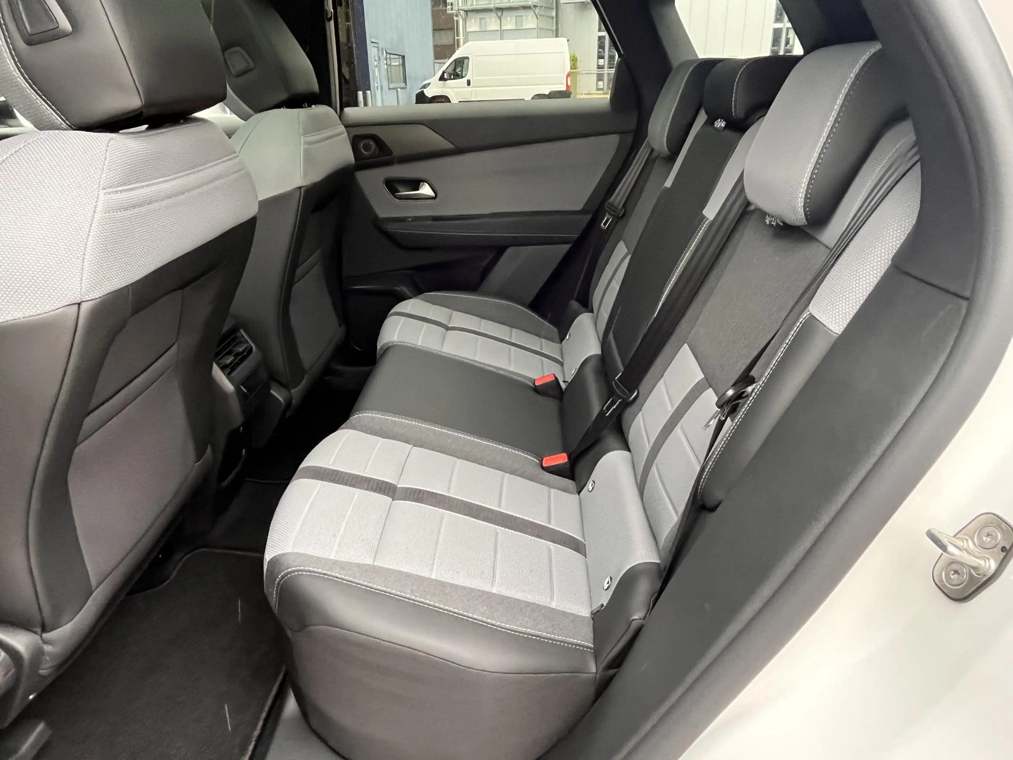 Opel Grandland Electric GS 73 kWh Stoel verwarming | Stuurverwarm — photo 10