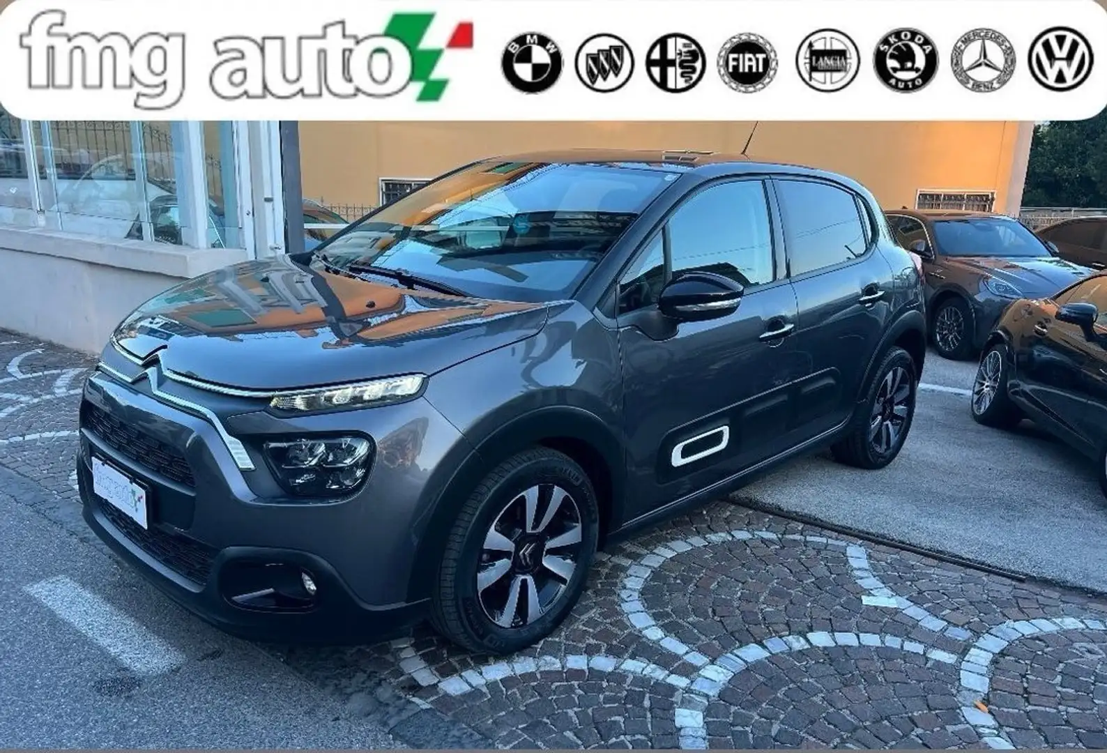 Citroen C3 C3 PureTech 110 S&S EAT6 Max KM 23.521 GRIGIO SCUR Grau - 1