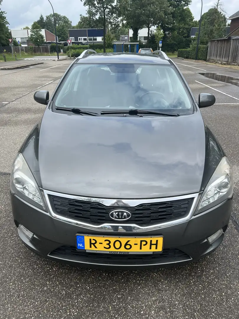 Kia Ceed / cee'd 1.4 CVVT Attract - 1