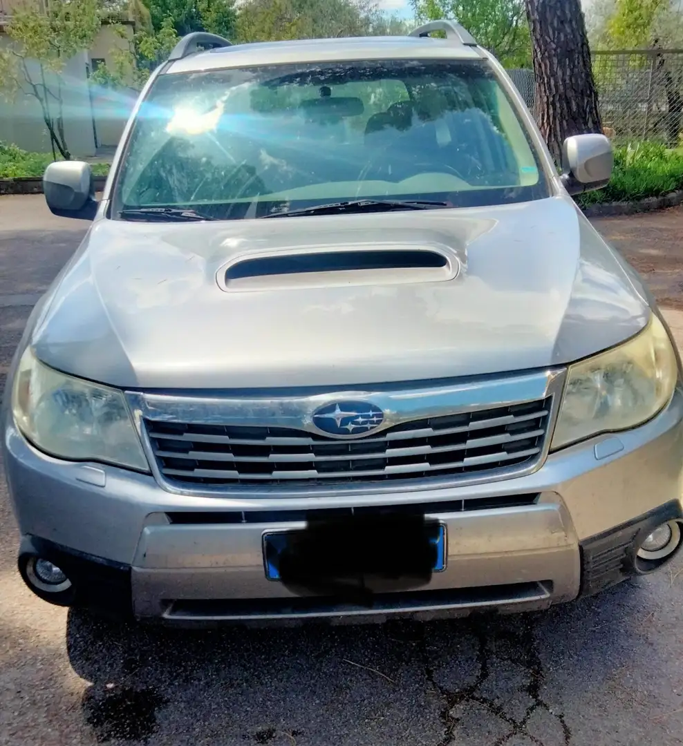 Subaru Forester Forester 2.0d SH siva - 2