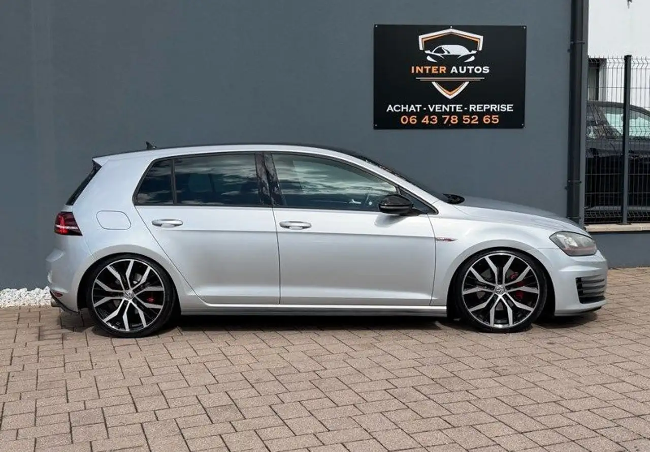 Volkswagen Golf GTI — photo 6