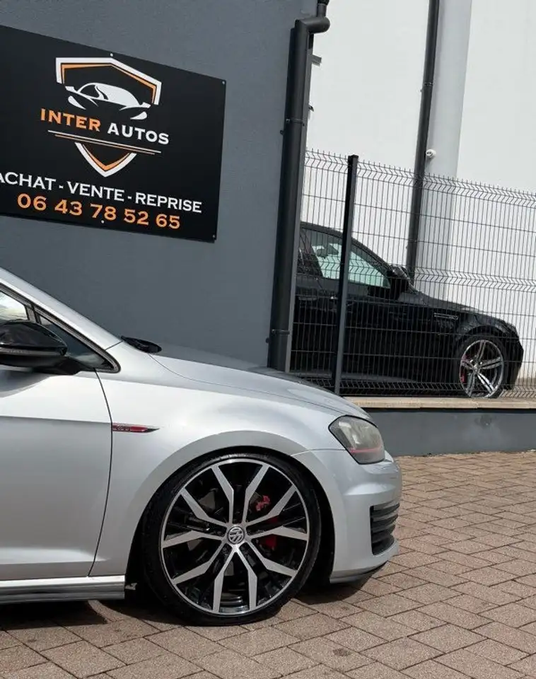Volkswagen Golf GTI — photo 8