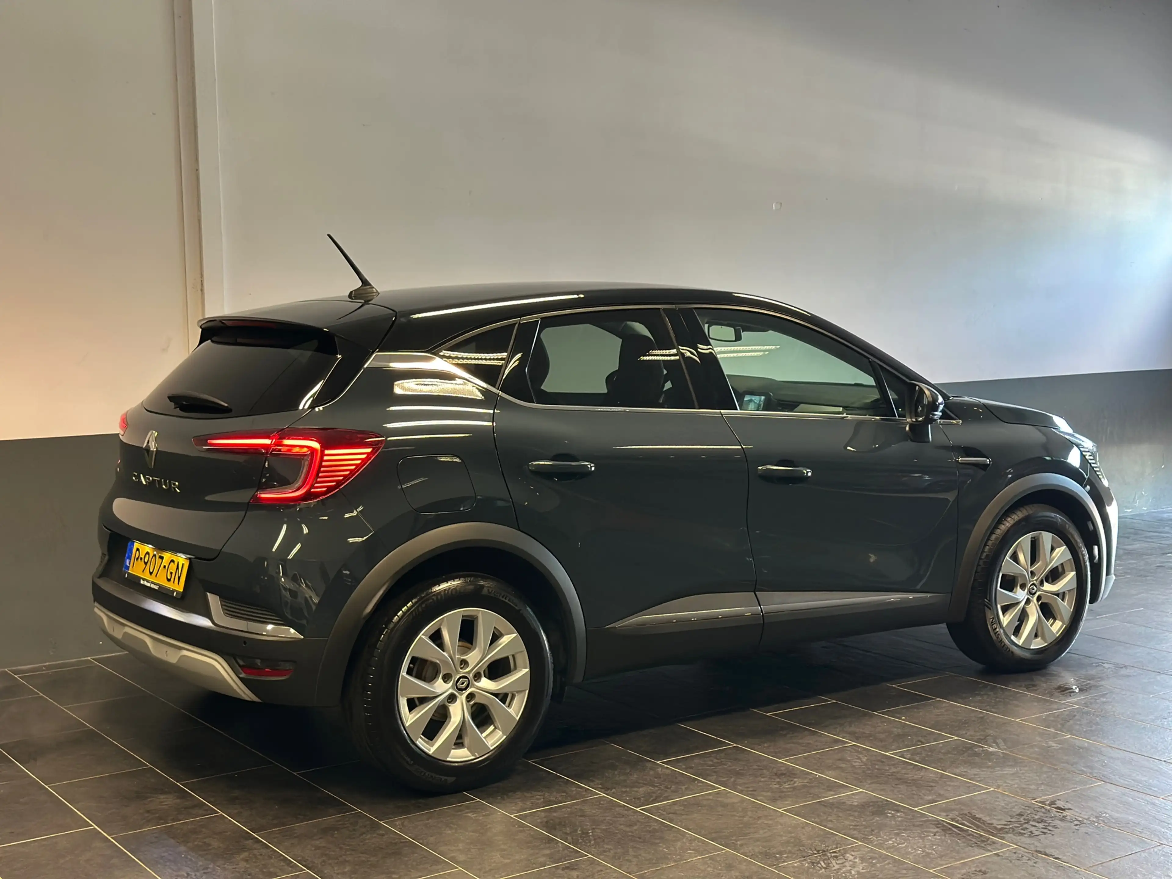 Renault Captur 1.0 TCe 90 Intens , 1e eig , org Ned , nw staat , — photo 10