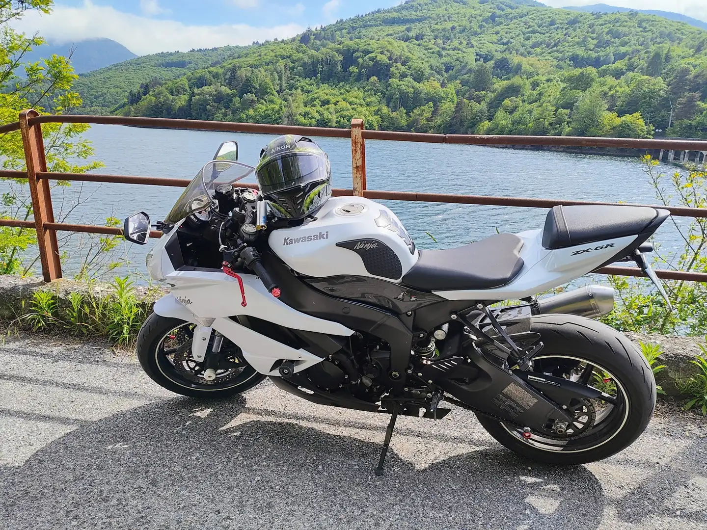 Kawasaki Ninja ZX-6R Alb - 2