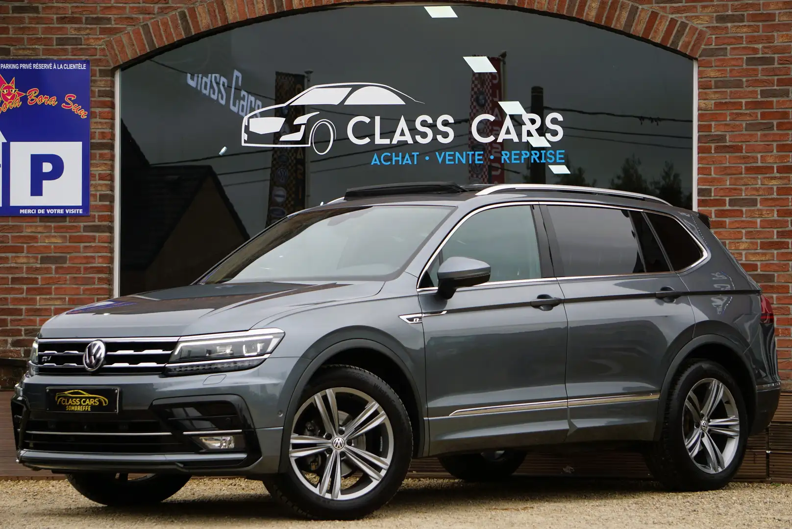 Volkswagen Tiguan 2.0 TDi R-LINE 7PLACES DSG PANO COCKPIT CAM360 6d Grijs - 1