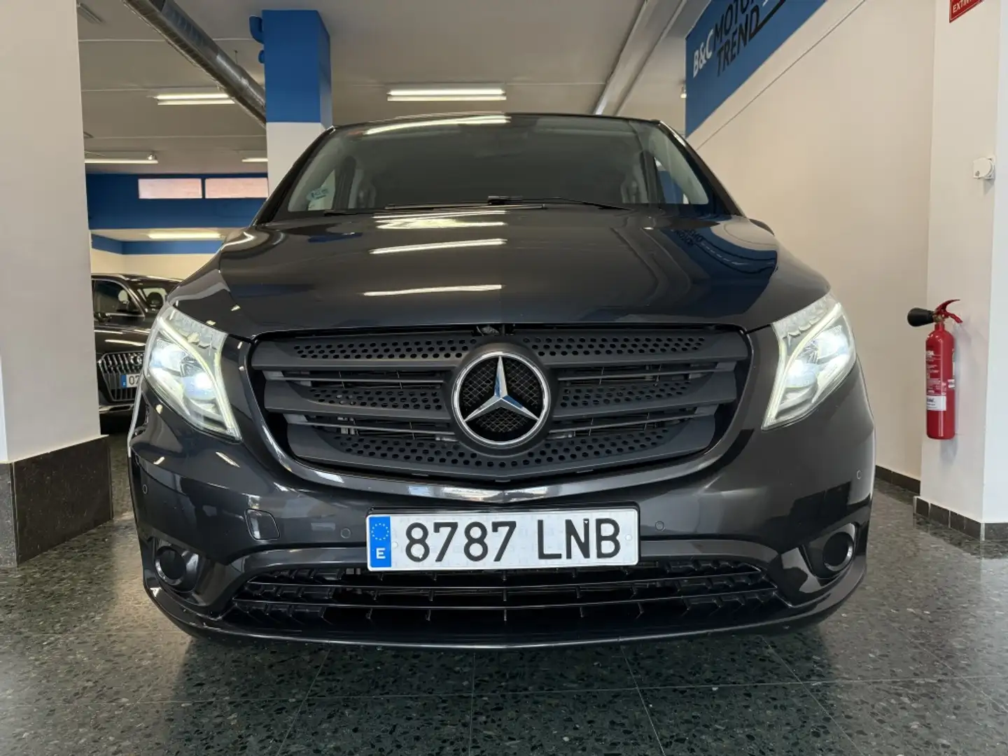 Mercedes-Benz Vito Tourer 114 CDI Pro Larga 9G-Tronic Grigio - 2