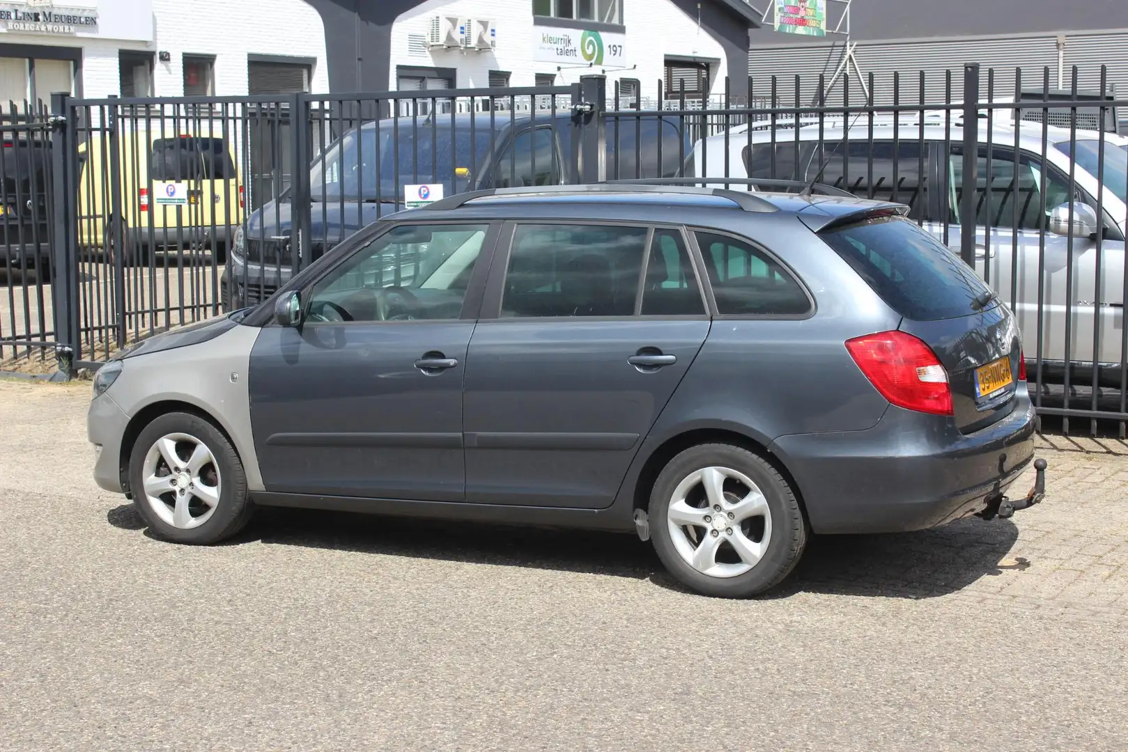 Skoda Fabia Combi 1.2 TDI Greenline Grijs - 2