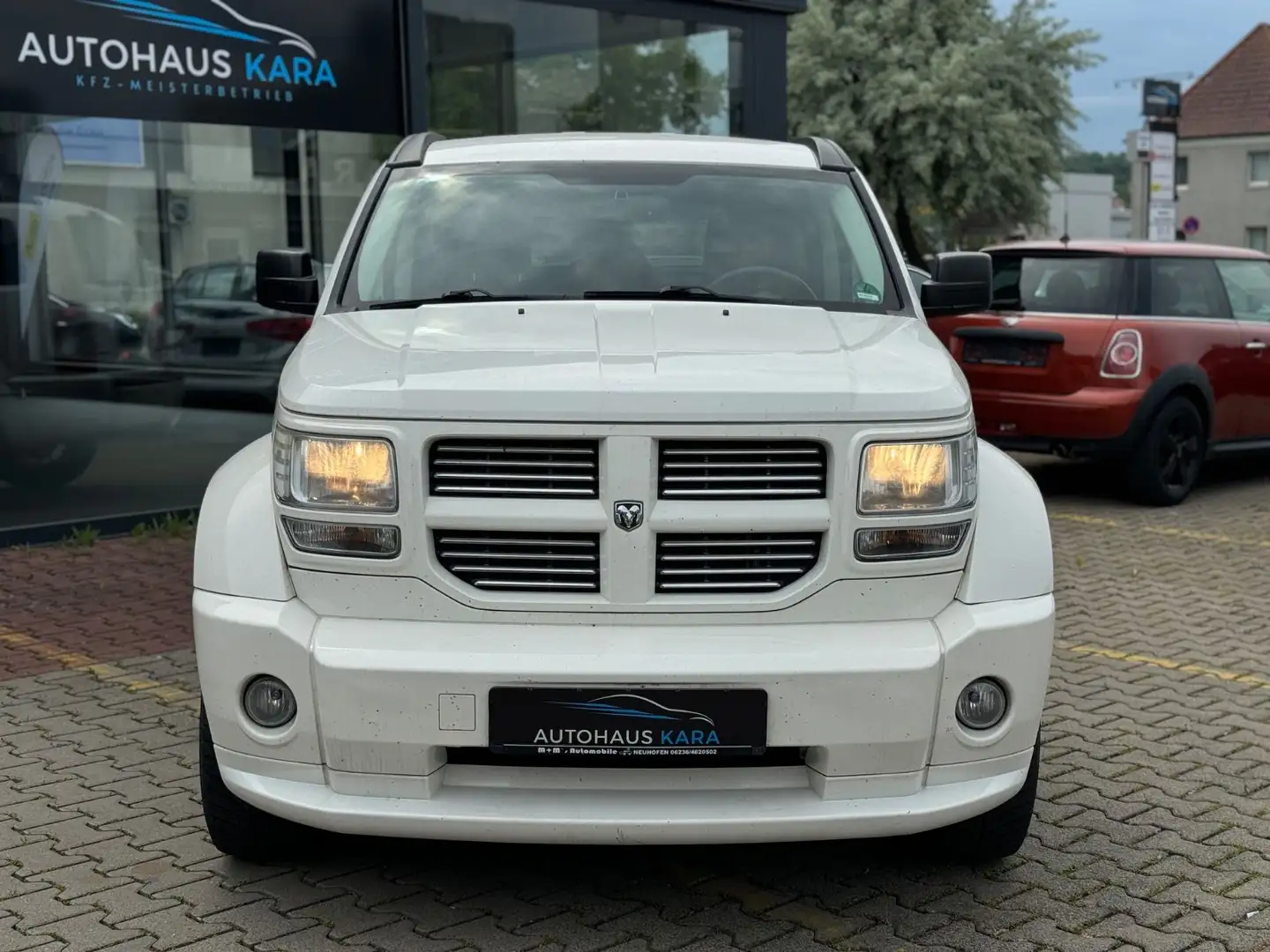 Dodge Nitro SXT  2.8 CRD 4WD Automatik Blanco - 2