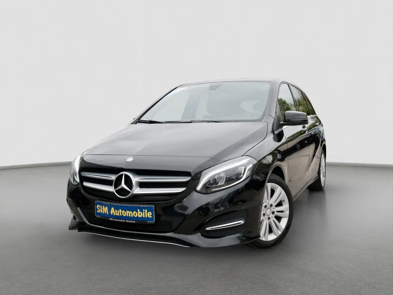 Mercedes-Benz B 220