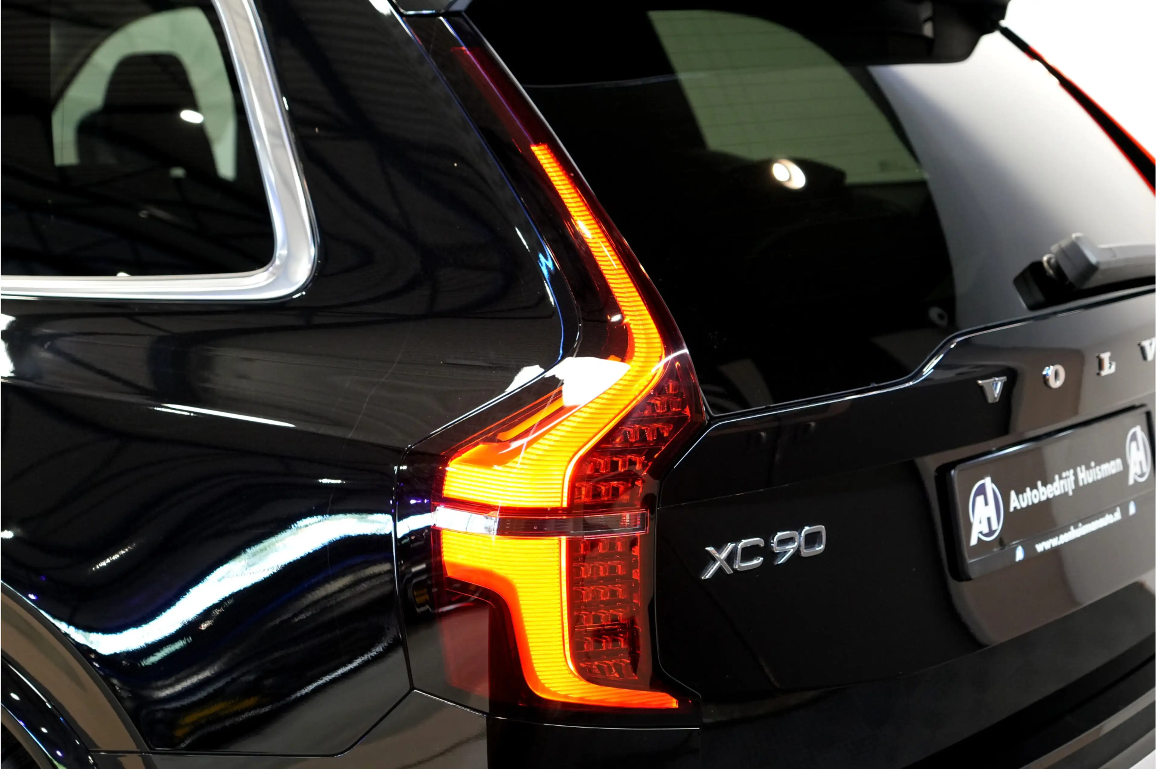 Volvo XC90 2.0 T8 AWD 335kW/456pk Aut8 Recharge Ultra Bright — photo 37