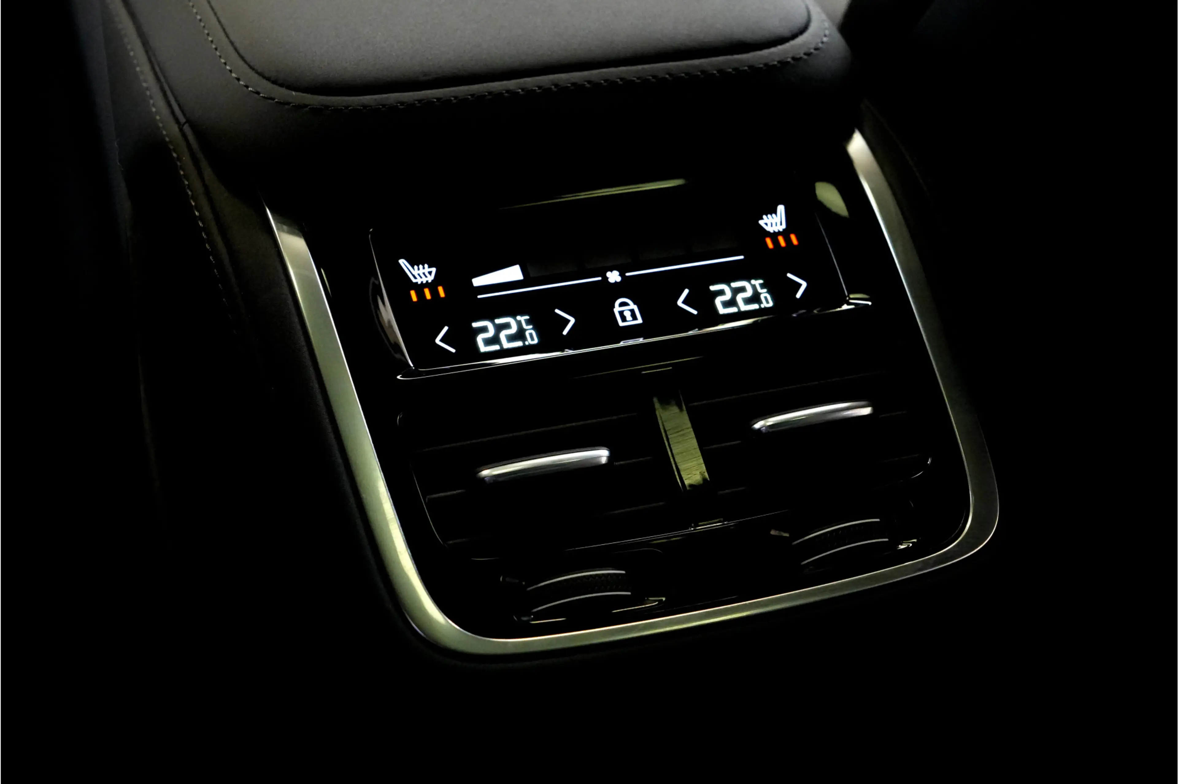 Volvo XC90 2.0 T8 AWD 335kW/456pk Aut8 Recharge Ultra Bright — photo 10