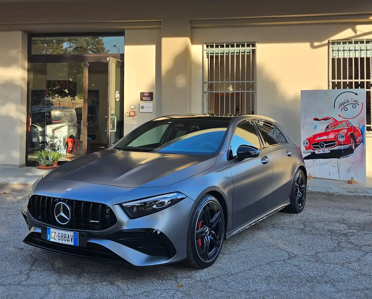 Mercedes-Benz A 35 AMG