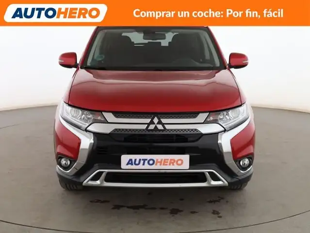 Mitsubishi Outlander view 9