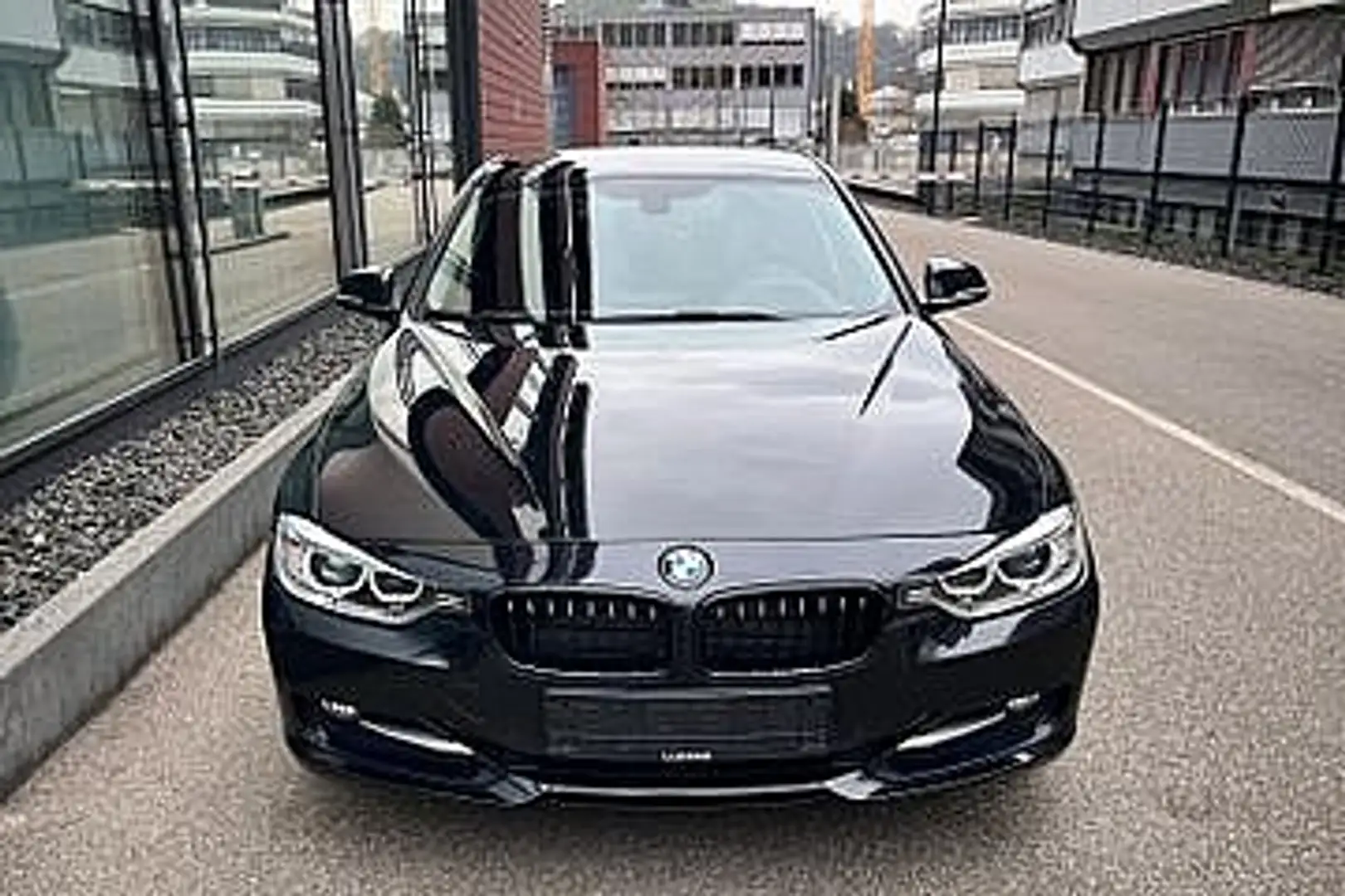 BMW 320 d Österreich-Paket Nero - 2