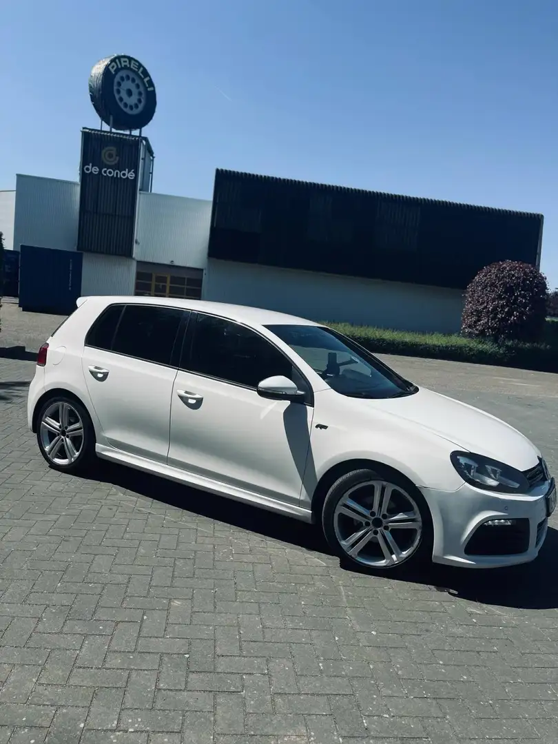 Volkswagen Golf 2.0 TDI DPF MATCH - 1