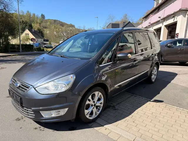 Ford Galaxy Titanium Automatik,7 Sitze,Navi,SHZ,PDC