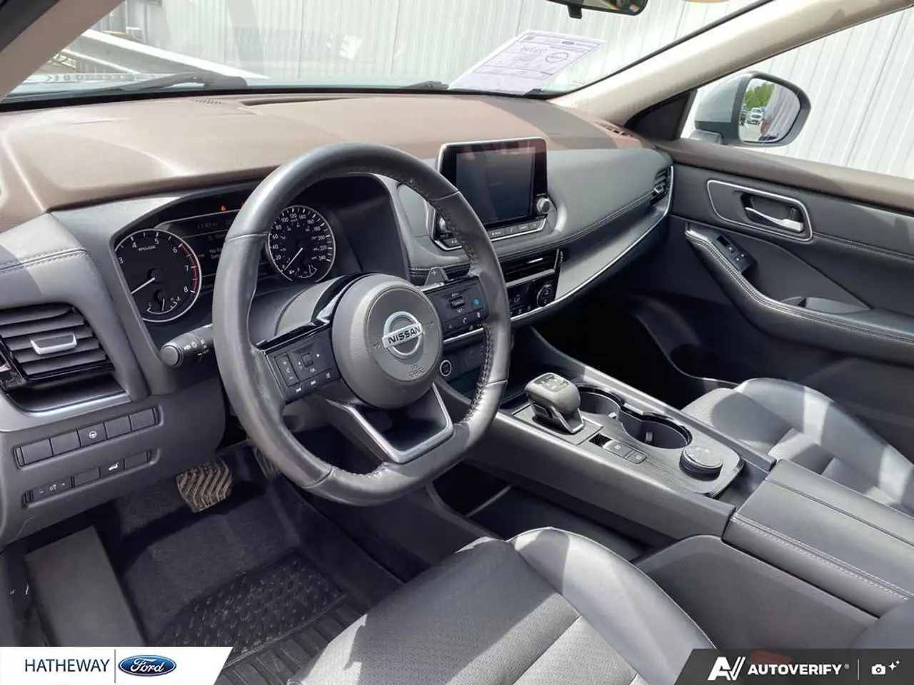 Nissan Rogue fotografie Nissan Rogue