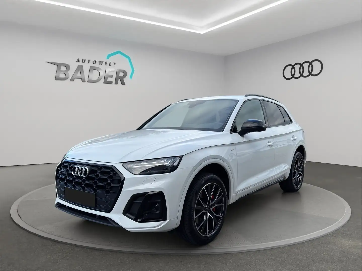 Audi Q5 3.0 TDI S line quattro RFK Matrix 50 TDI quattr... Weiß - 1
