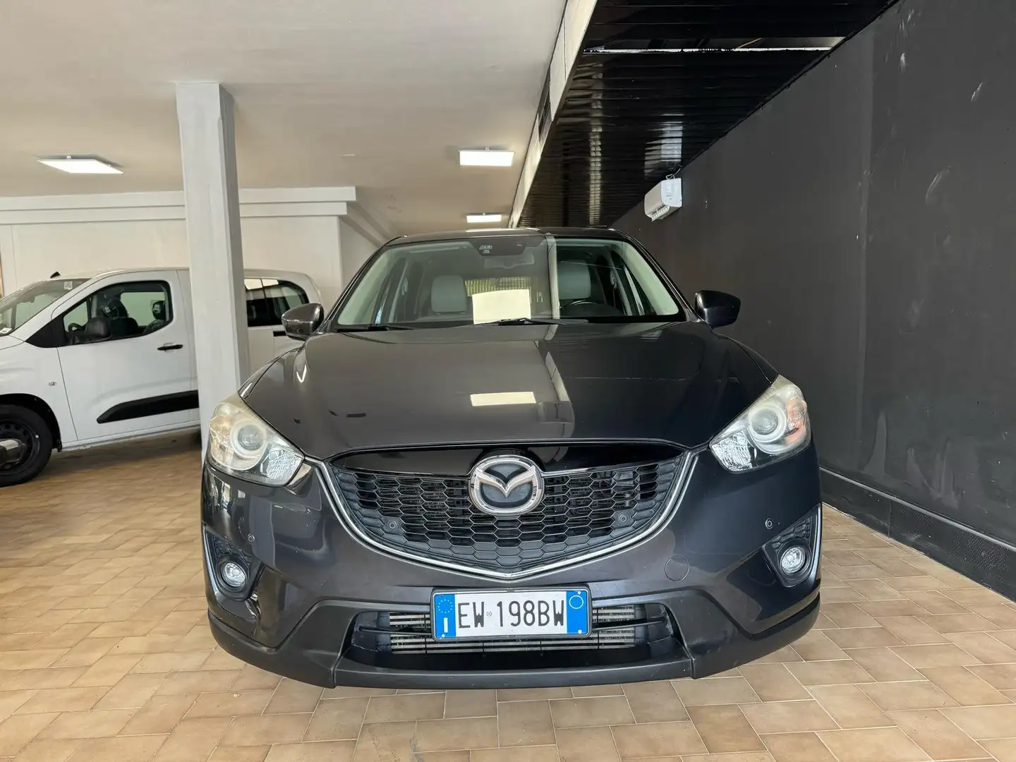 Mazda CX-5 CX-5 2.2 Exceed 4wd 175cv Grau - 2