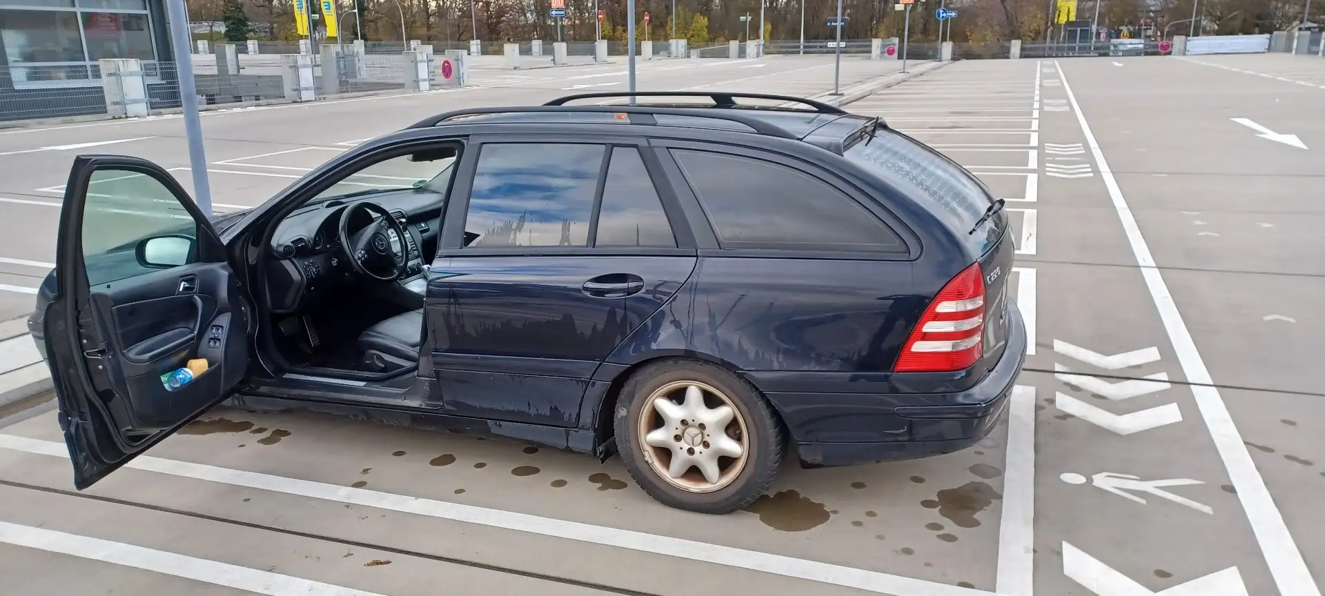 Mercedes-Benz C 220 T CDI Automatik Avantgarde DPF Sport Edition Schwarz - 1