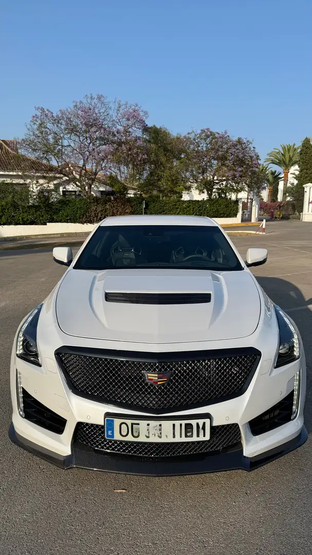 Cadillac CTS V / 649hp / Full Carbon / EU Model Blanco - 2