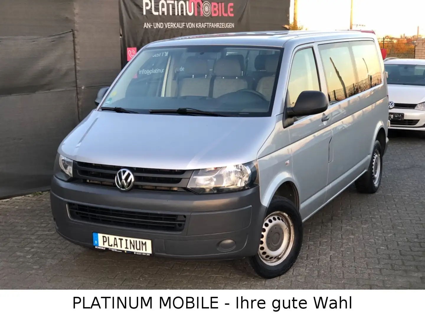 Volkswagen T5 Transporter T5 9-Sitzer °Lang°AHK°Flügeltüren°Zahnriemen NEU Silber - 1