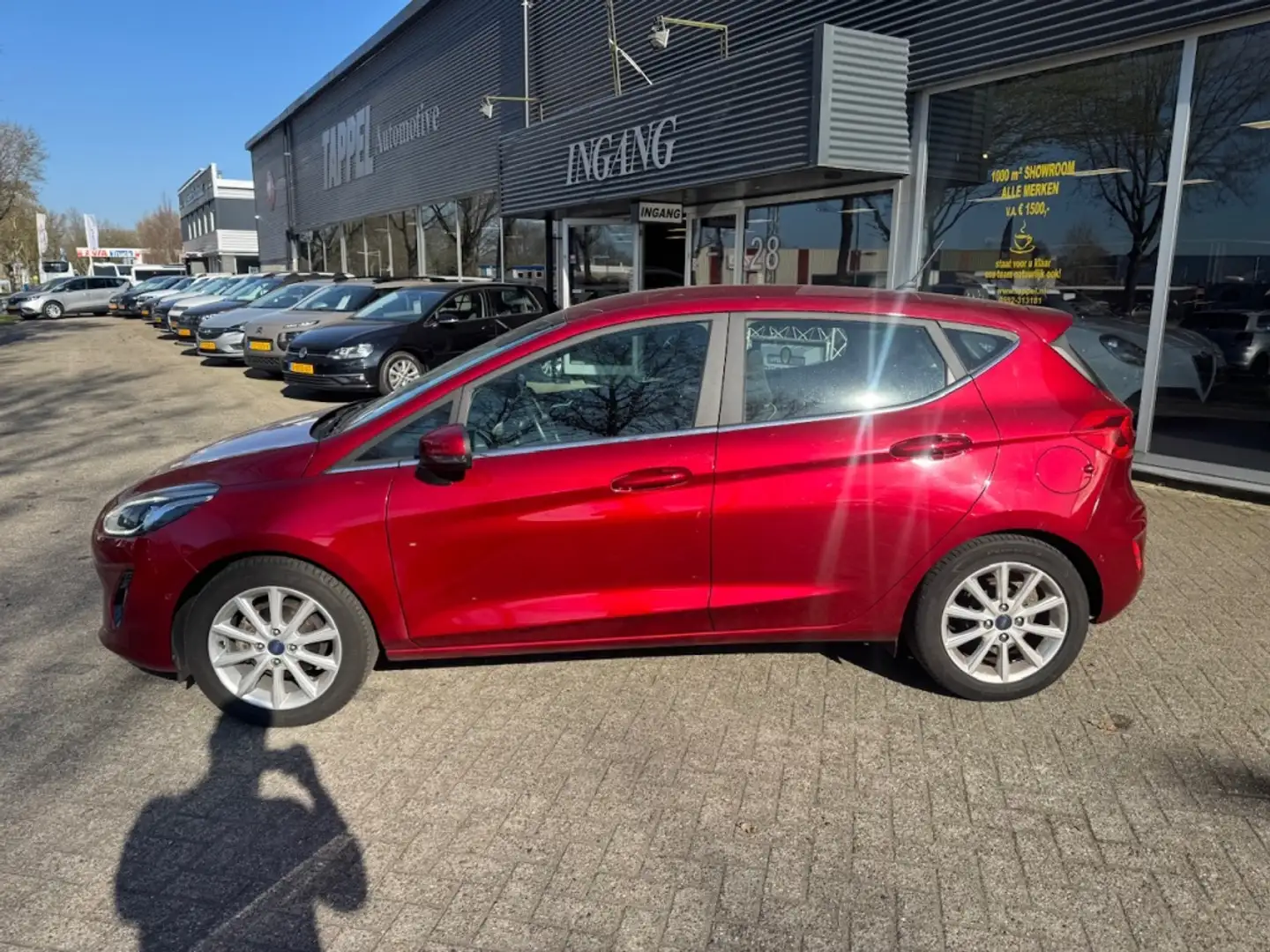 Ford Fiesta Titanium 100PK/ 1e Eig./Trekhaak/ NAP!! Rouge - 2