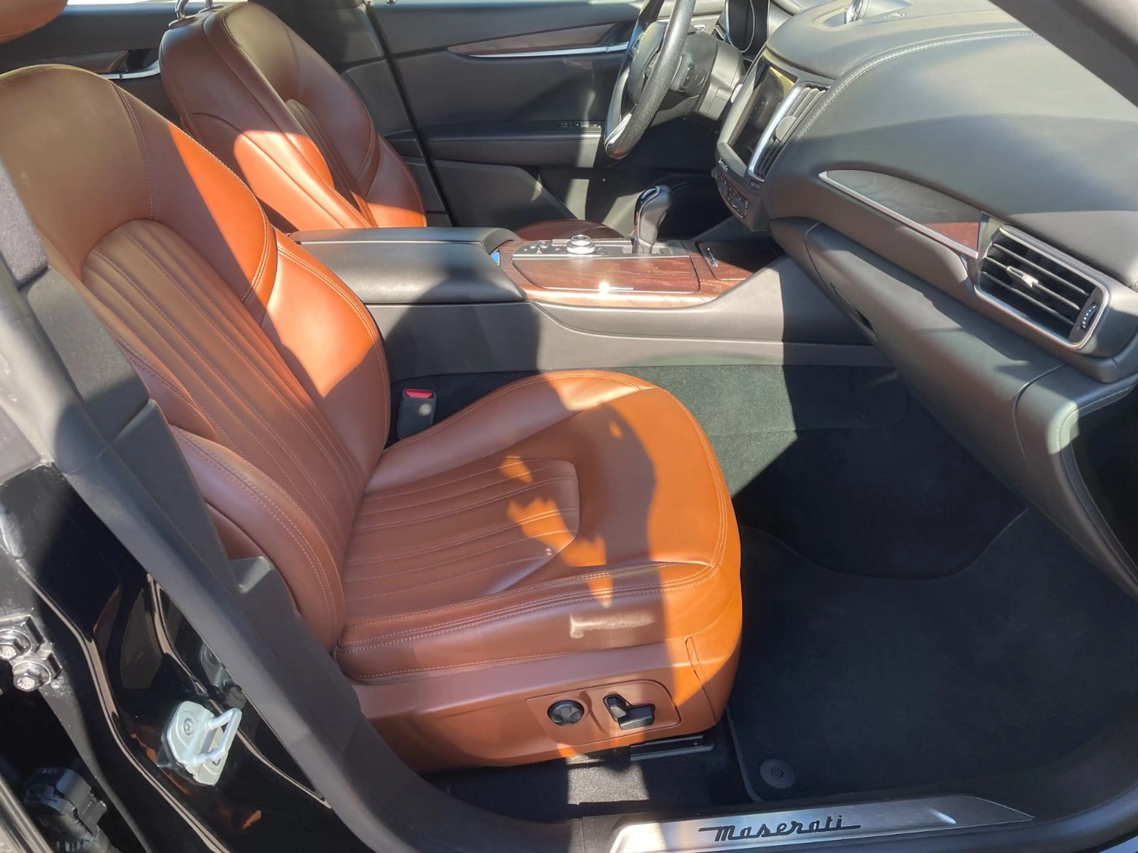 Maserati Levante GranSport S Q4 Kamera / AHK / Keyless / Mwst. — photo 9