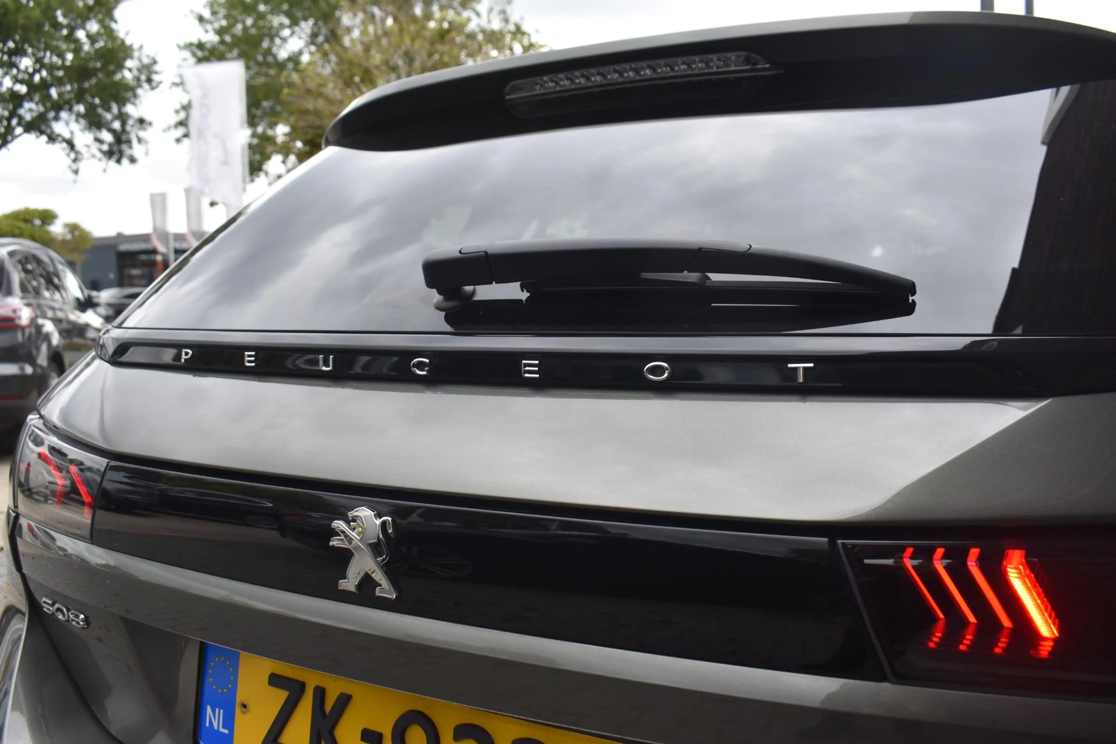 Peugeot 508 SW 1.6 180pk ECC LMV NAVI CRUISE — photo 15