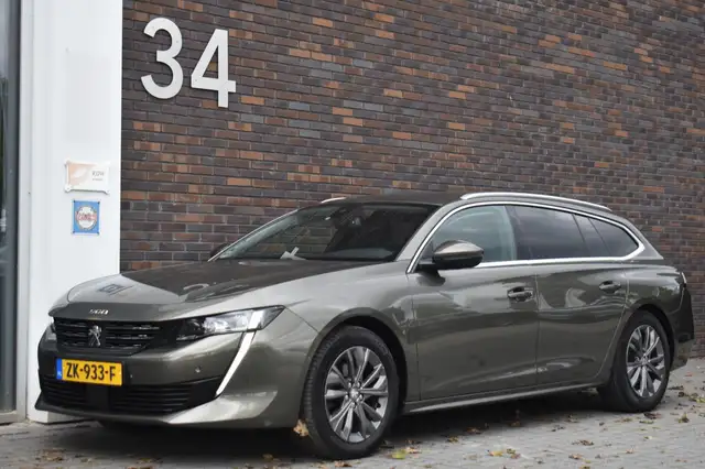Peugeot 508 view 3