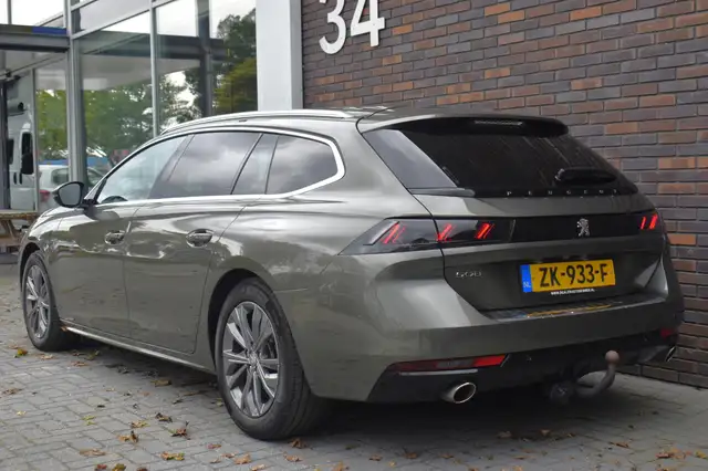 Peugeot 508 view 2