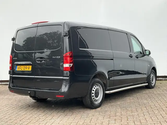 Mercedes-Benz Vito view 6