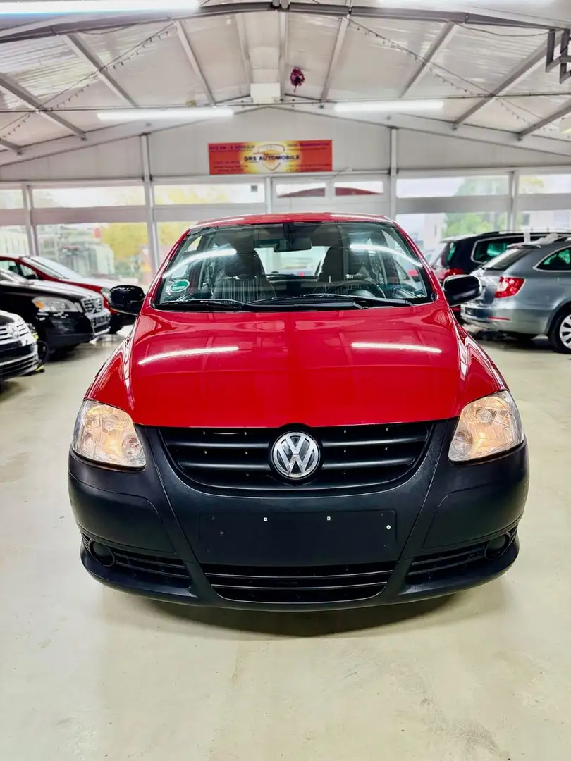 Volkswagen Fox Basis 1.2i 60PS Tüv bis 06.2026 Rot - 2