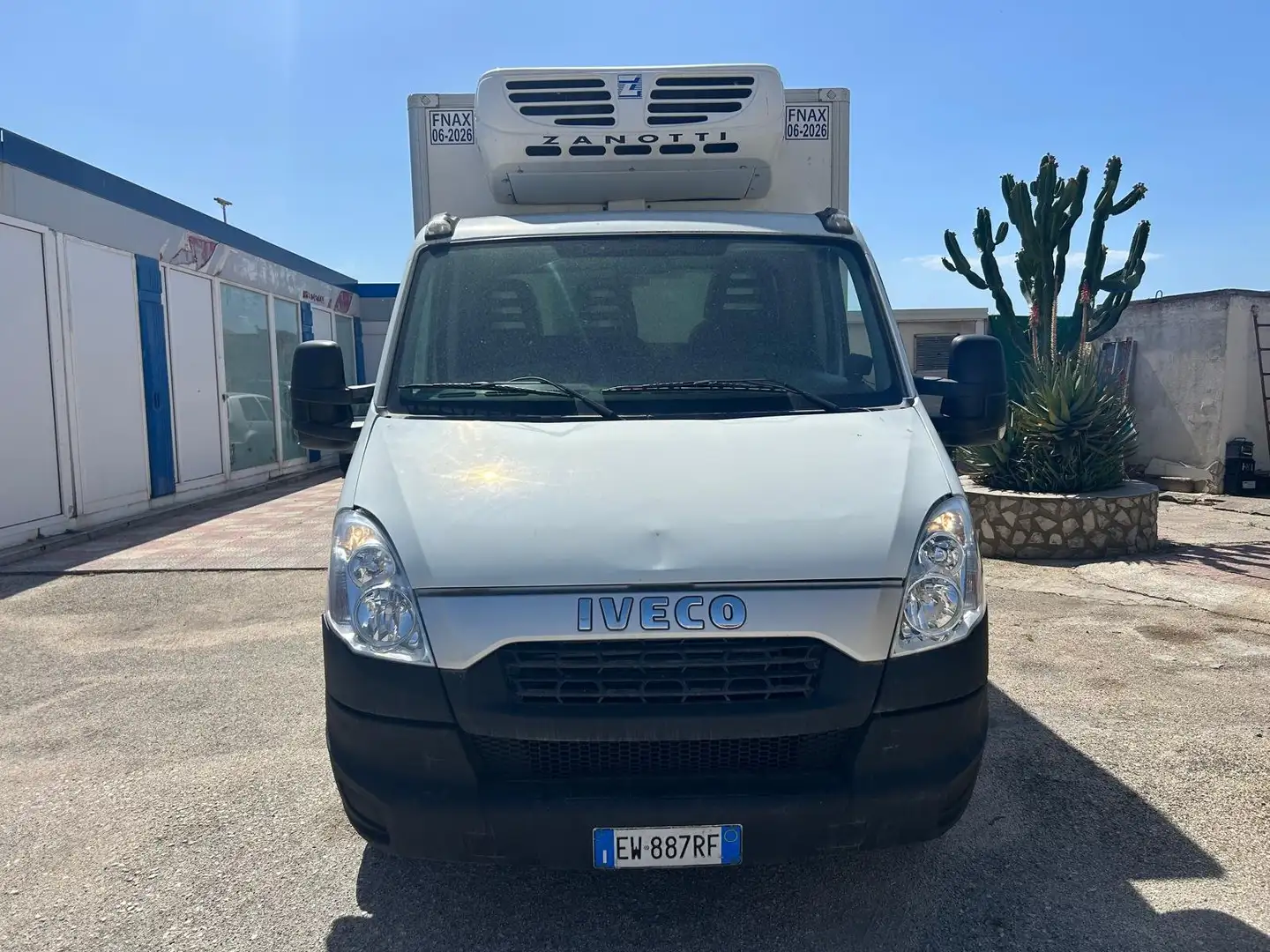 Iveco daily 35c15 passo 3450 Weiß - 2