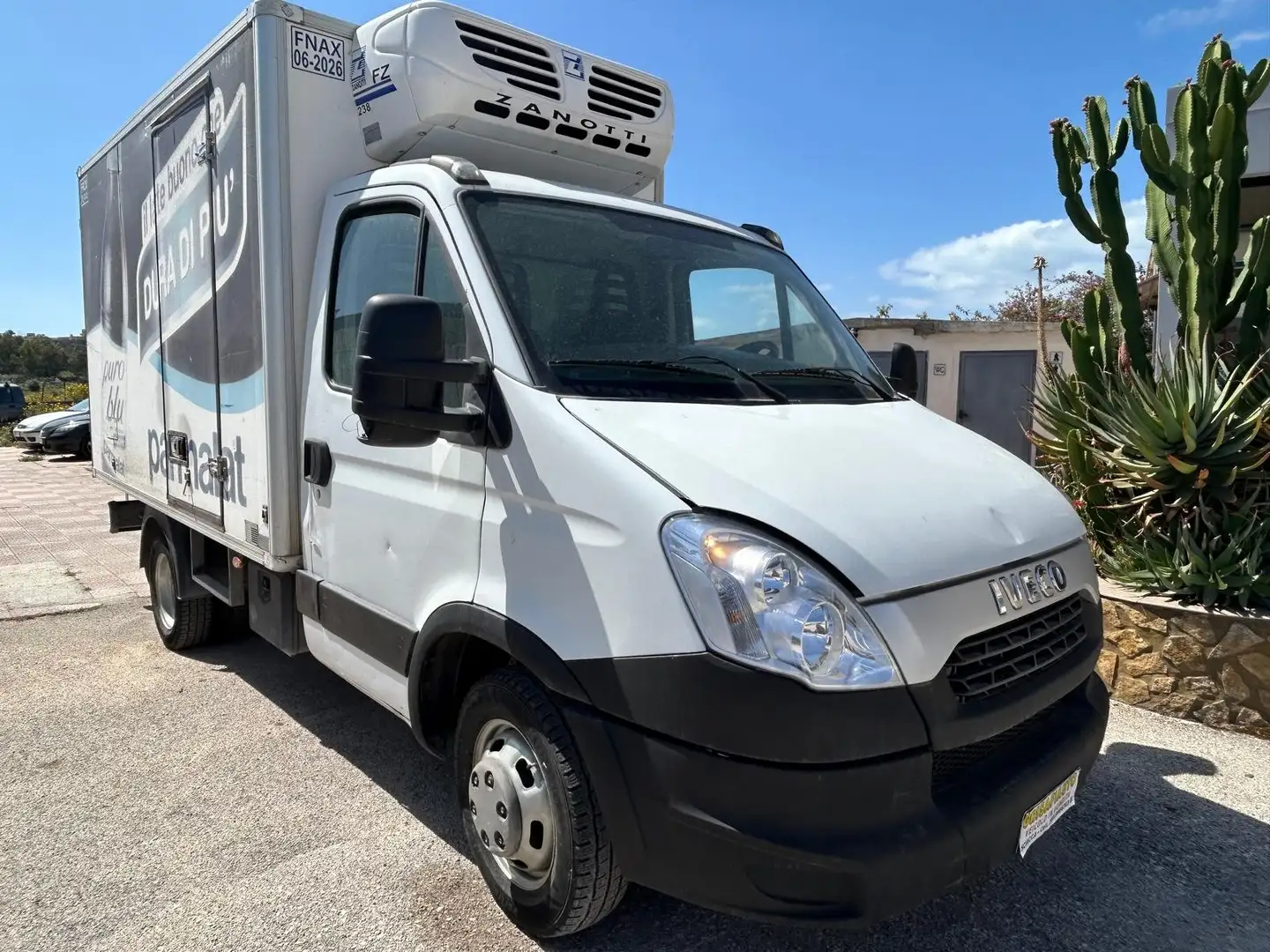 Iveco daily 35c15 passo 3450 Weiß - 1