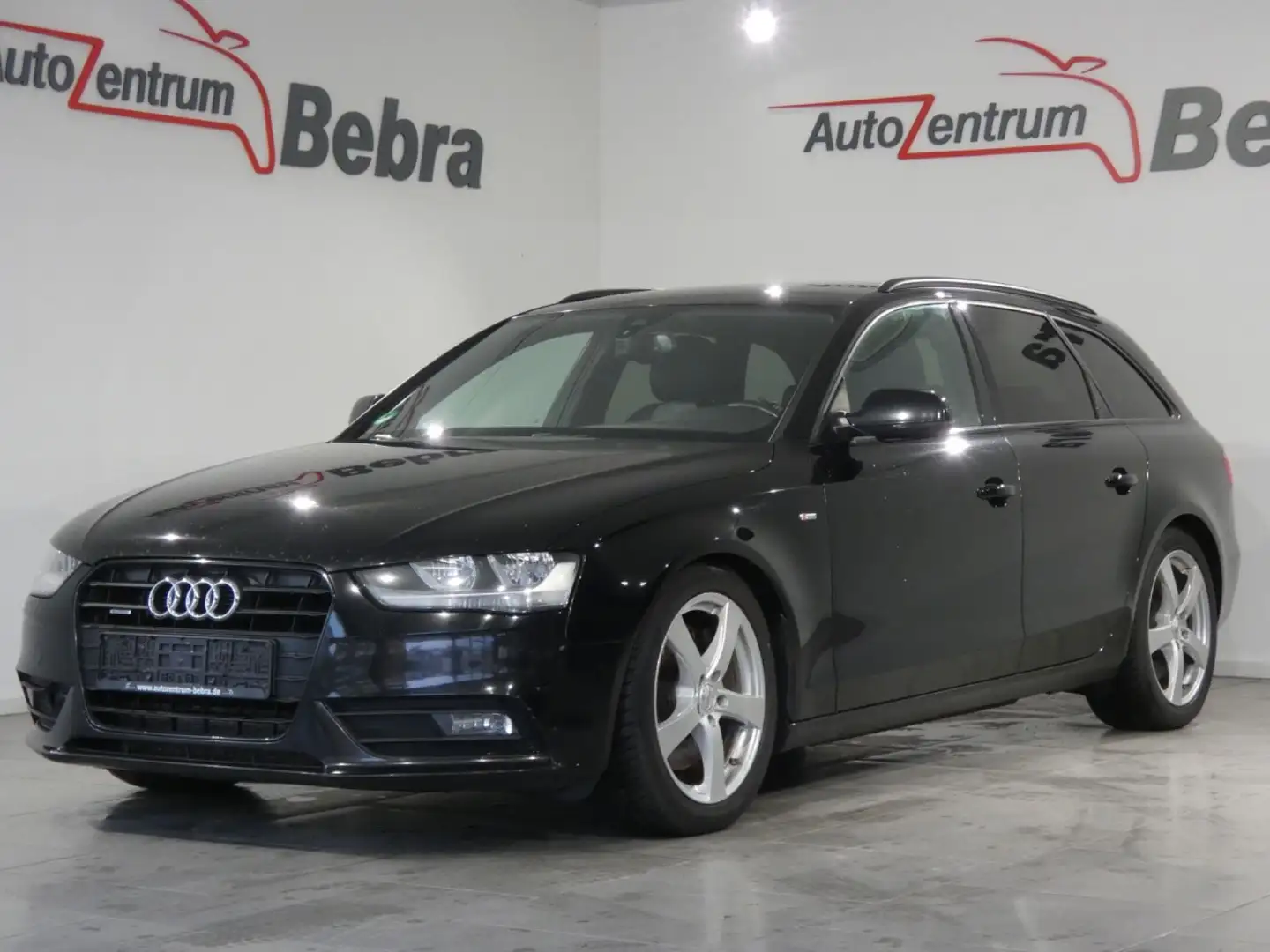 Audi A4 Avant 3.0 TDI S-line Sportpaket plus quattro Schwarz - 1