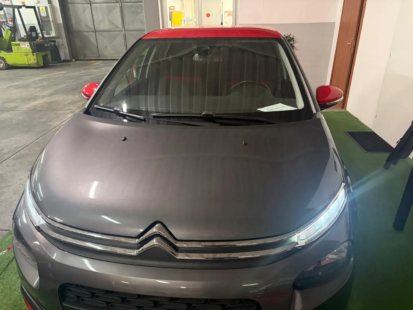 Citroen C3 C3 III 2017 1.2 puretech Feel 82cv neopatentati Gris - 2