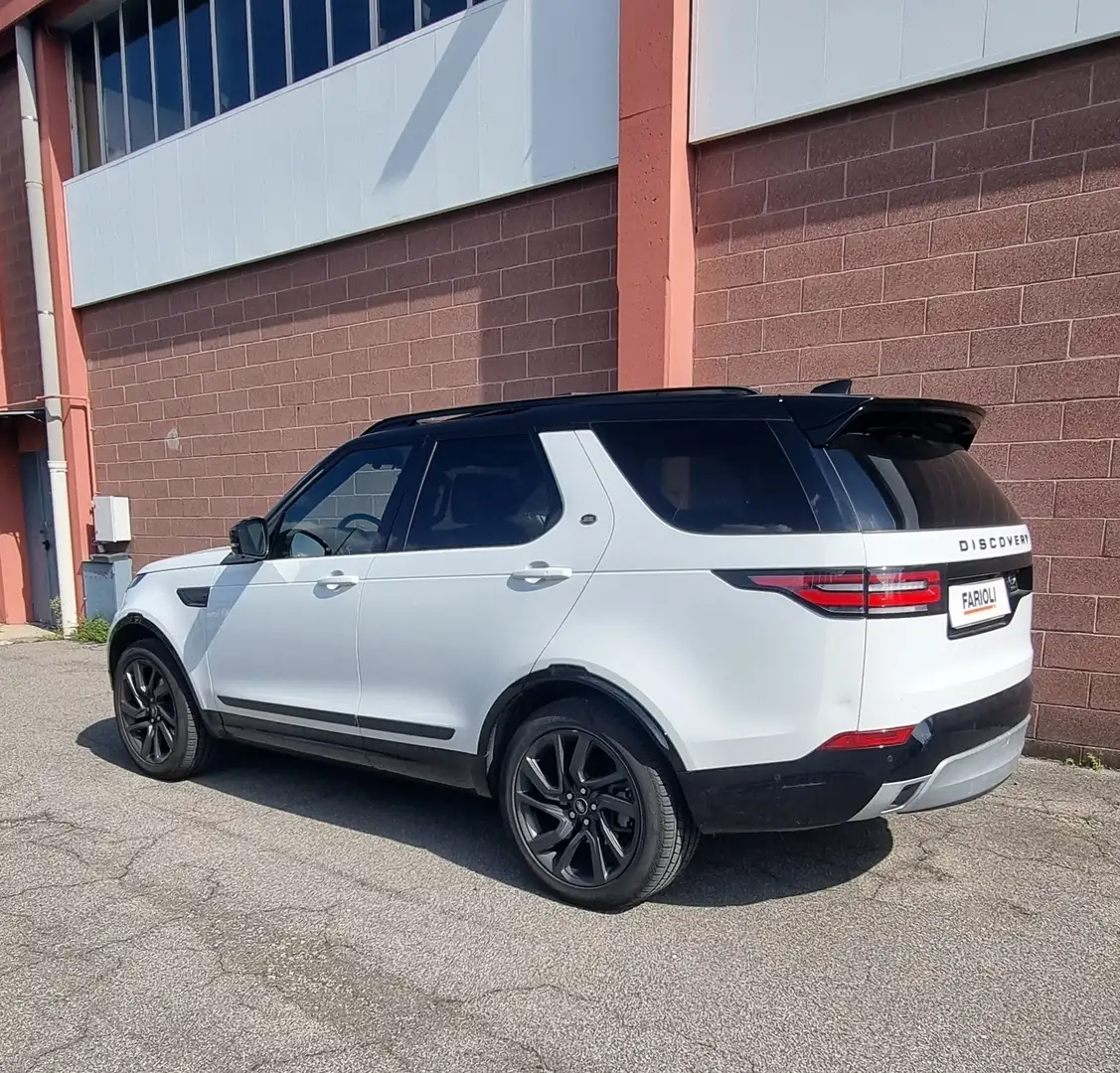 Land Rover Discovery 3.0 td6 HSE Luxury249cv 7 posti auto Bianco - 2