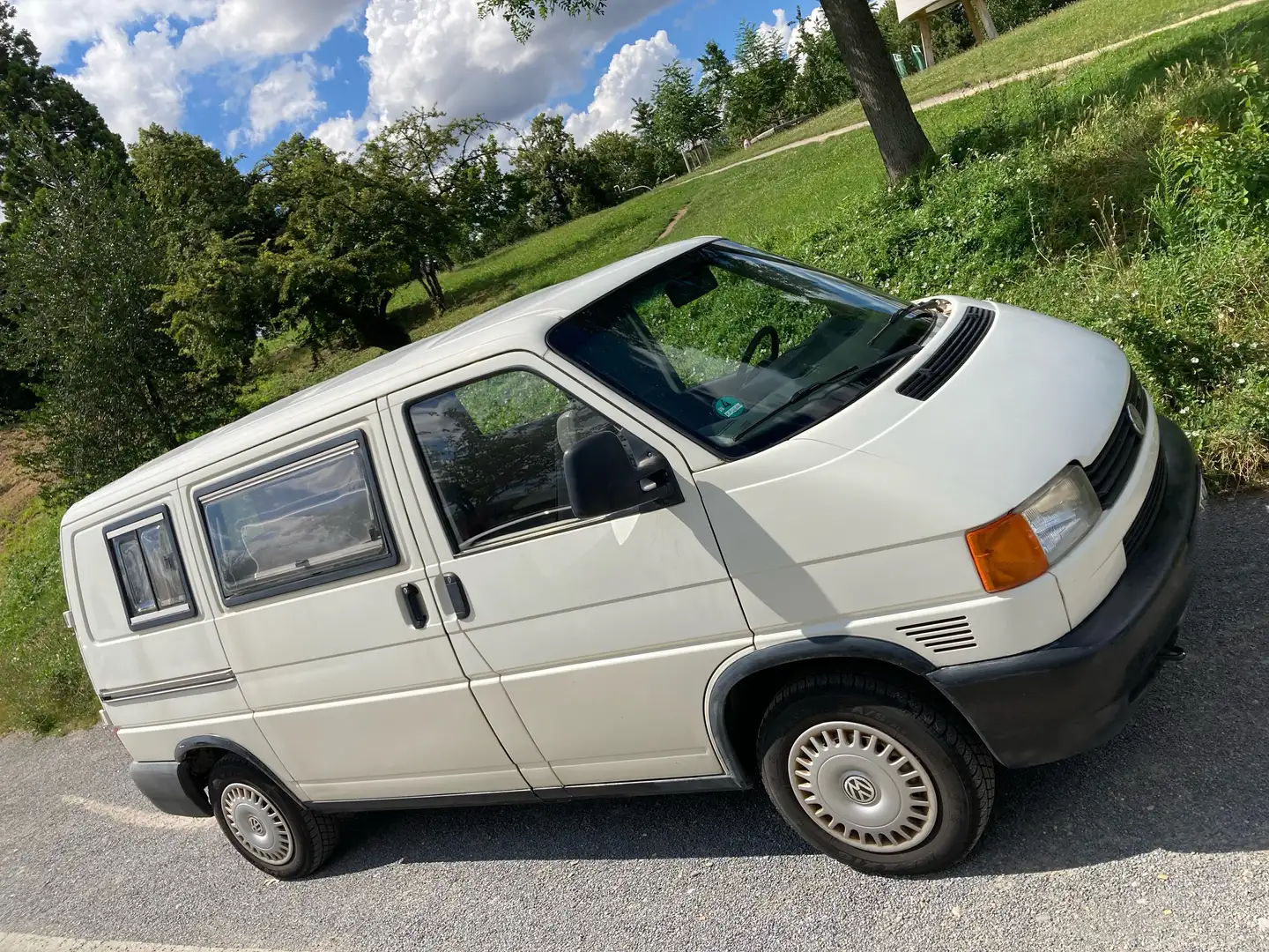 Volkswagen T4 Transporter TDI 7DA1Y2 Fehér - 2